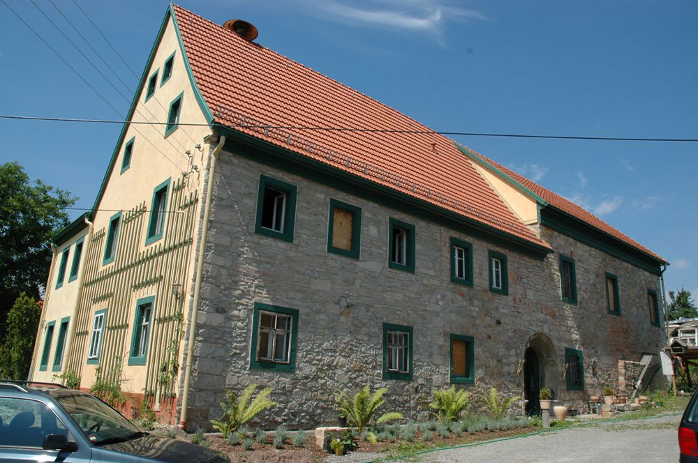 Rekonstruktion und Umbau denkmalgeschützter Bauernhof H 27 in Kreischa